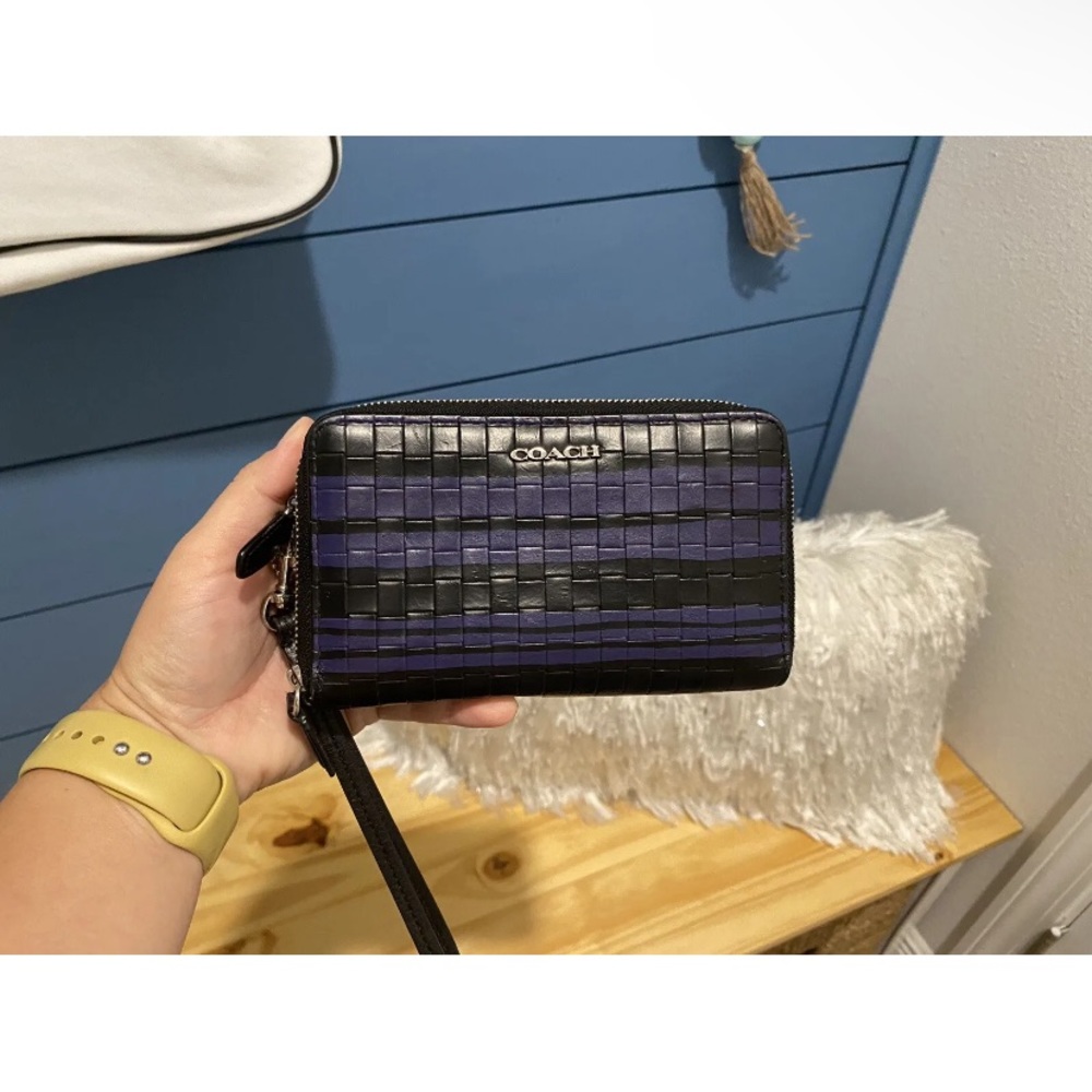 Coach wallet